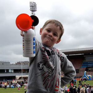 Jack started The Sick Kids Friends Foundation Teddy Toddle at Meadowbank Stadium, Edinburgh