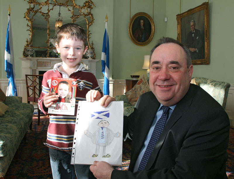 First Minister Alex Salmond meets Jack Henderson, young artist and fundraiser for Edinburgh’s Sick Kids Hospital.